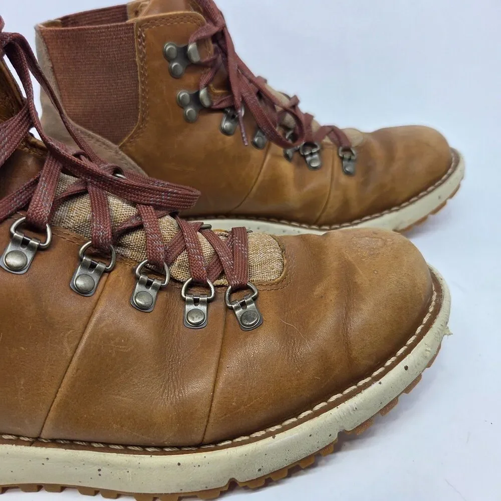 Danner Boots 32387 VERTIGO GOLD RUSH 917 Mens Brown Gortex Vibram Boots US 8.5 D